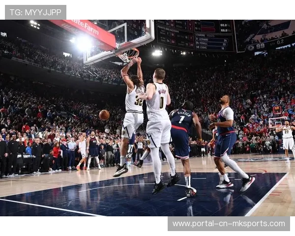 掘金戈登客串中锋表现亮眼，球队五小阵容效果显著